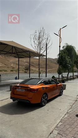 نیسان سێنترا